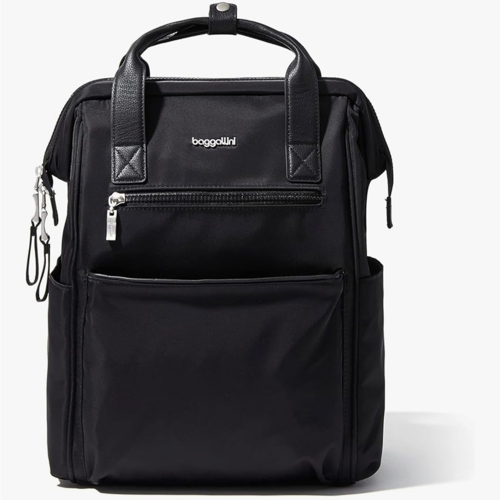 Baggallini Women’s Soho Backpack with Front Pocket